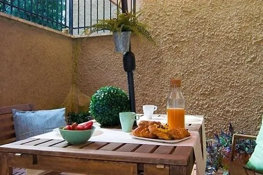 Apartamento St Peter Vatican Lovely & Patio, *